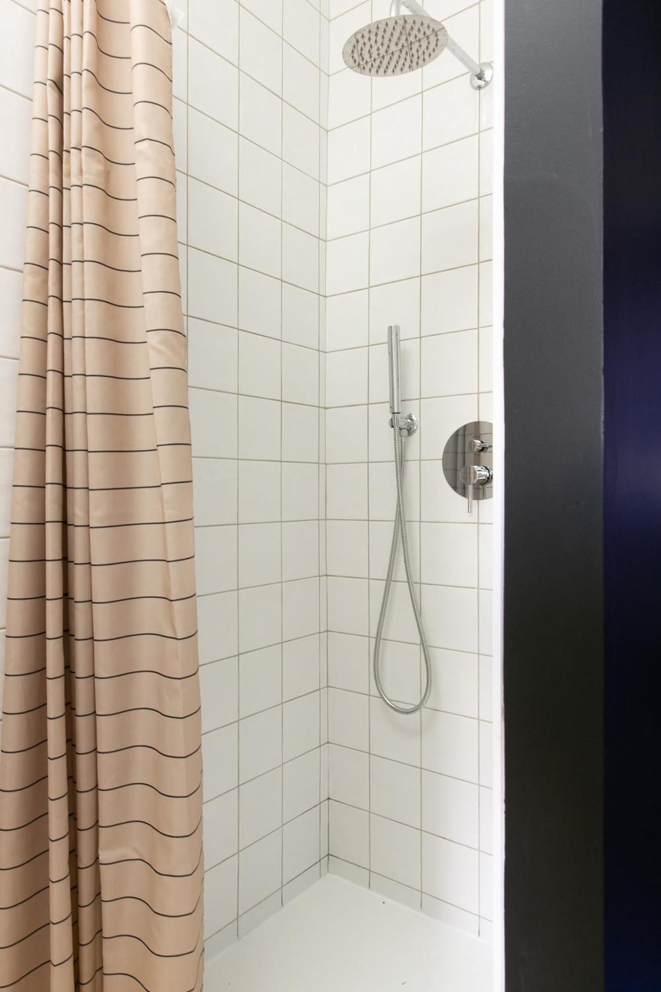 Chambre Avec Salle De Bain Et Acces Independant Nantes Bagian luar foto